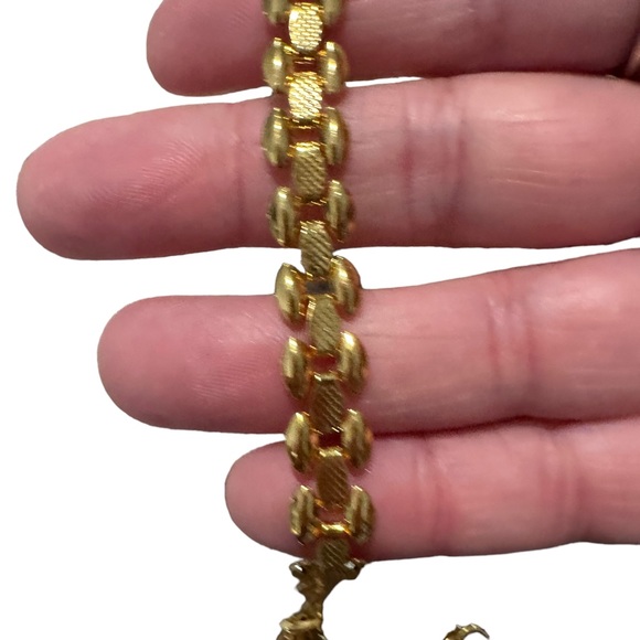 Gold Segmented Stackable Bracelet - Picture 7 of 10